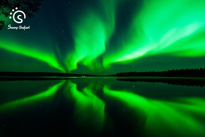 Aurora Borealis Trip - Autumn - Stop at the Rovaniemi lookout camp and the warm BBQ moment