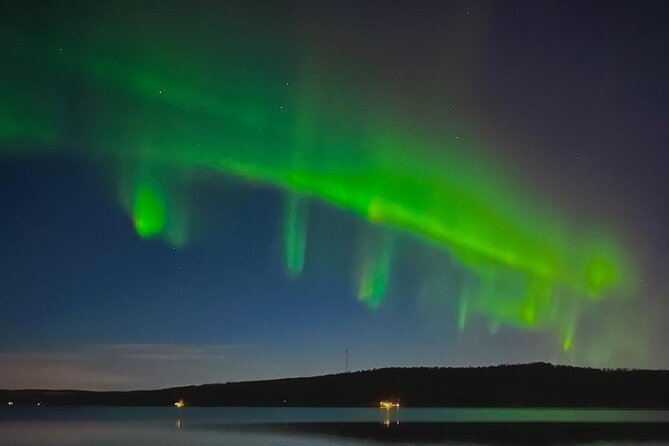 Aurora Hunt with BBQ in Rovaniemi - Meeting at 8:00 pm, pickup coverage, and why timing matters