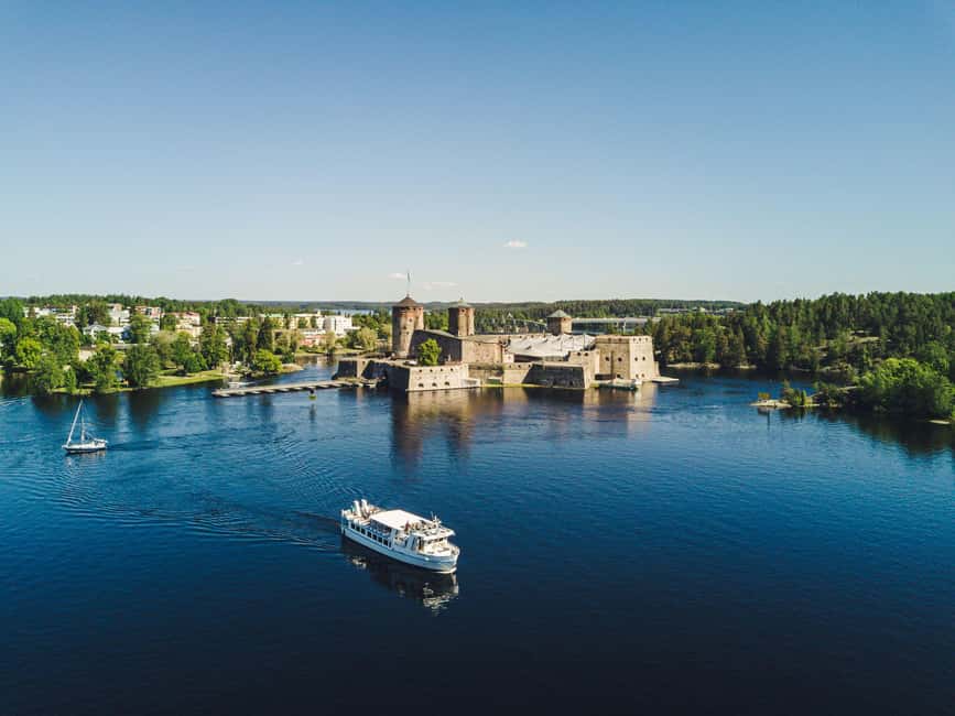 Cruise around Savonlinna archipelago - Olavinlinna Castle from the water: the big sight in a tight time window