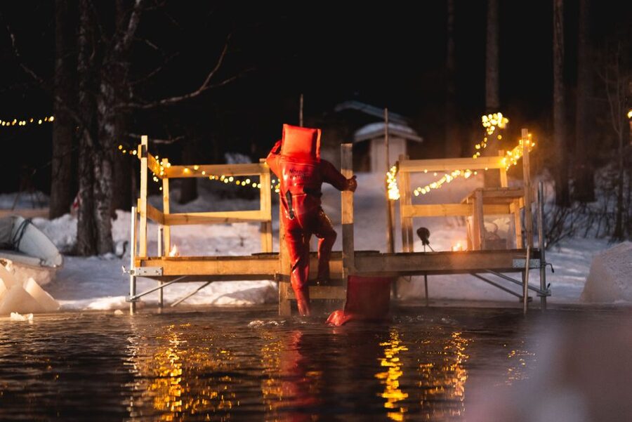Daytime Ice Floating Rovaniemi, Frozen Lake Experience - October to November reality check: ice isn’t guaranteed