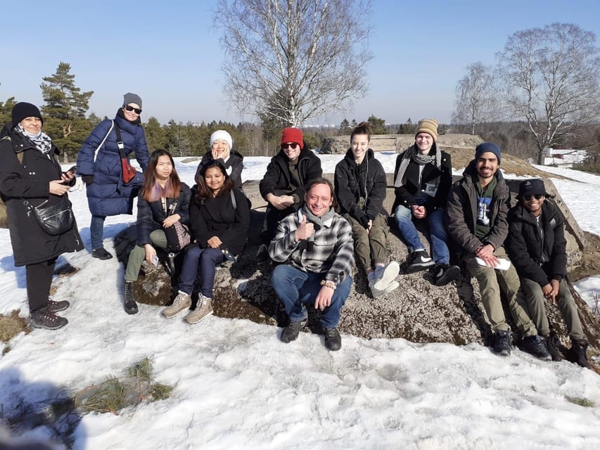 Discover the heart of Finland with a local guide. - Senate Square: the city’s history and culture in one starting line