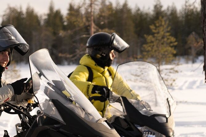 Family Snowmobile Safari in Rovaniemi - Small group size and twin driving: how it feels in real life
