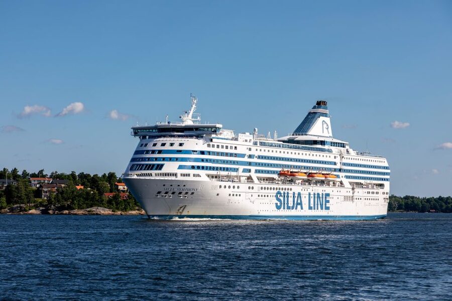 From Helsinki: 3-Day Return Cruise to Stockholm & Breakfast - Day 2 afternoon to evening: back on board and ready for your ship favorites