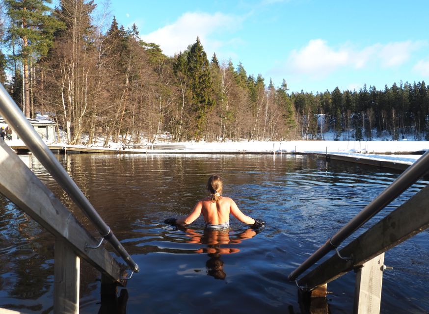 From Helsinki: Hike and Sauna in Sipoonkorpi National Park - Sipoonkorpi taiga hike: 6 km of forest trails and lake views