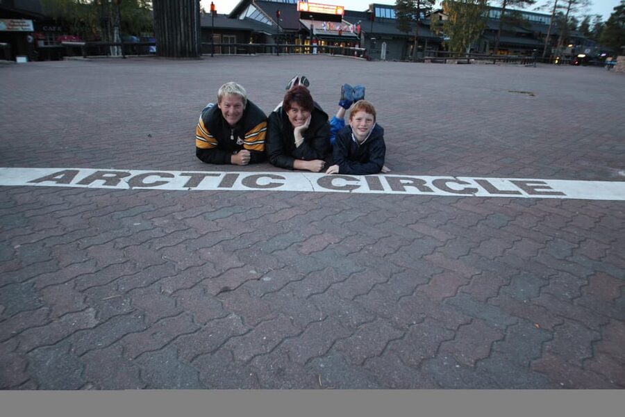 From Rovaniemi: Tour to Santa Claus Village - Shopping for Finnish design and handcrafted finds
