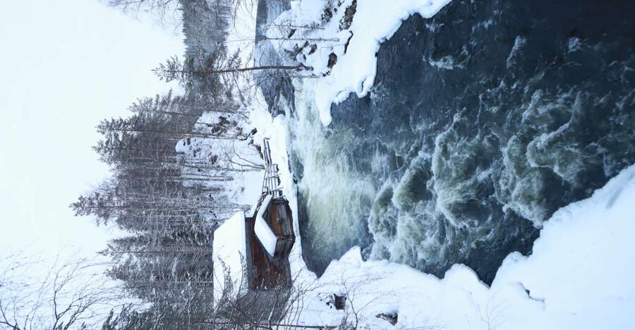 From Ruka: Snowshoeing in Oulanka National Park - The hike itself: Juuma village, the Little Bears Trail, and River Kitka