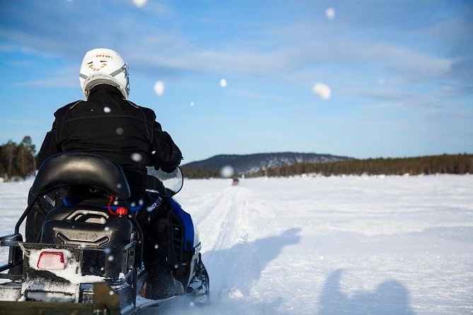 From Saariselkä: Ice Fishing Tour to Lake Inari, reindeers &lunch - Weather, Comfort, and Who This Tour Fits Best