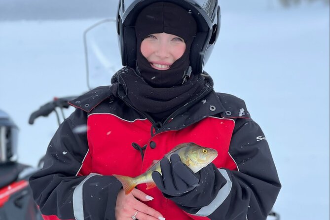 From Saariselkä: Ice Fishing Tour to Lake Inari, reindeers &lunch - FAQ