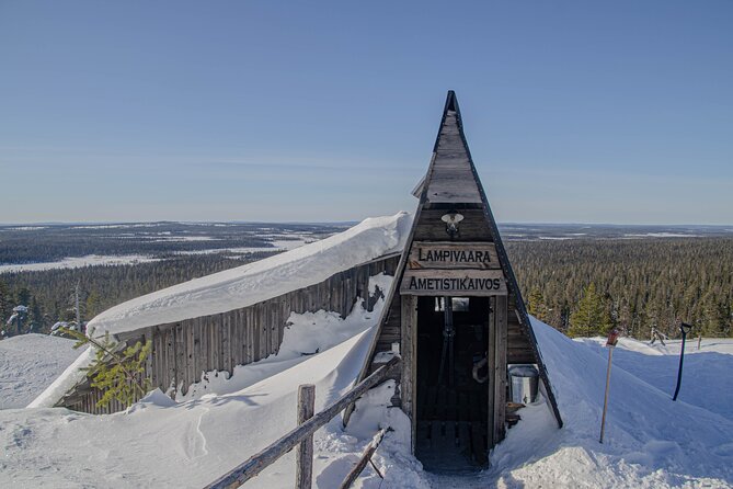Full-Day Snowshoeing Adventure in Amethyst Mine Pyhä Luosto - Fire-side lunch snack, a warm pause that keeps the day enjoyable
