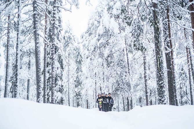 Half Day Guided Tour in the Wilderness of Levi - The Fire Break: Hot Drinks, Snacks, and BBQ Gear in the Snow