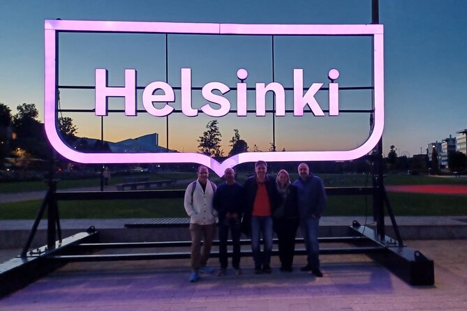 Happy Helsinki Walking Tour - Walking with a private Helsinki guide for 3 hours that feels efficient