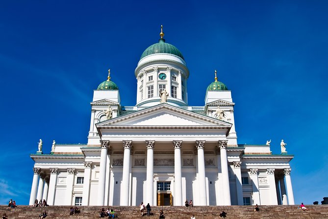 Helsinki and Suomenlinna Sightseeing Tour - Pickup, coach rides, and how the day stays on track
