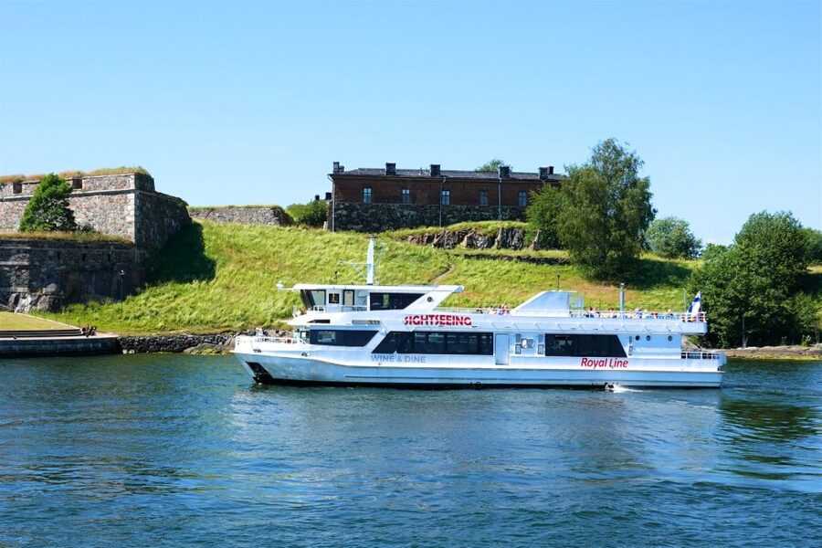 Helsinki Archipelago: Sightseeing Boat Tour - Timing and weather: why your cruise might feel different