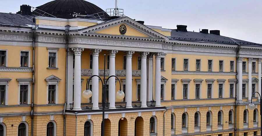 Helsinki: Architecture Walking Tour with Expert - Where you meet and how to prepare for walking