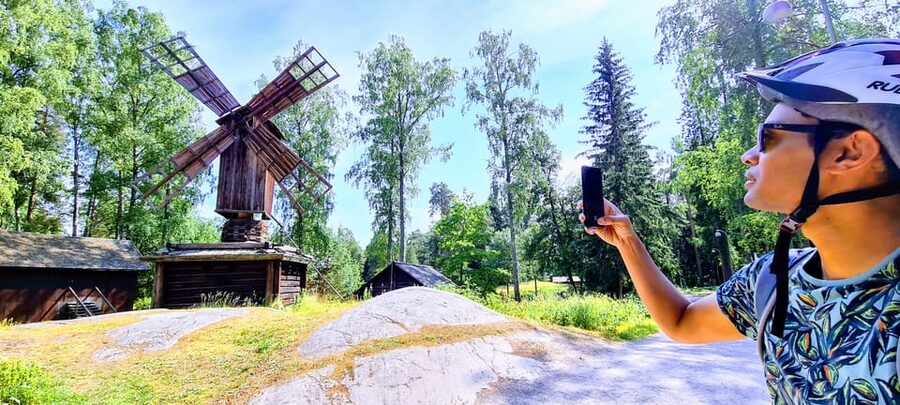 Helsinki: Bike or E-Bike Tour, BBQ, Sauna, Parks, and Forest - Seurasaari: the open-air museum walk where the city turns quiet