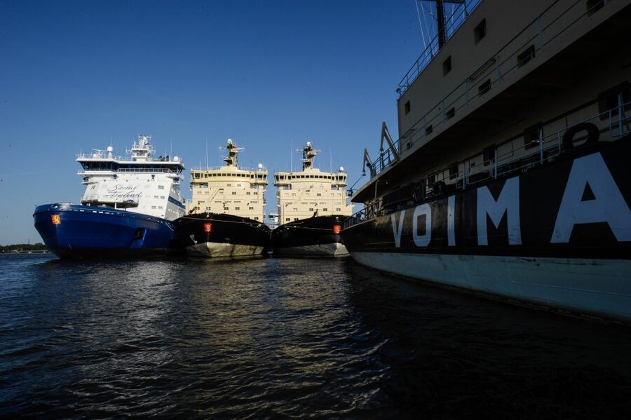 Helsinki: City and Outer Islands Guided RIB Boat Tour - Old shipyard power: Hernesaari and why icebreakers belong in your Helsinki plan
