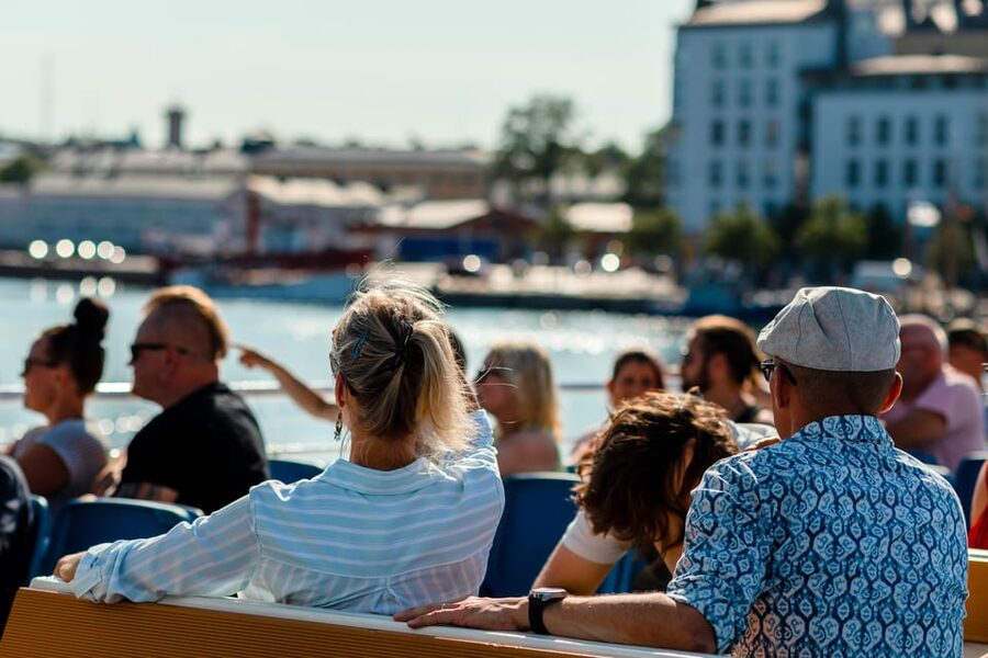 Helsinki: Evening Archipelago Cruise - Onboard Comfort: Restroom, Seating, and What Happens When the Wind Hits