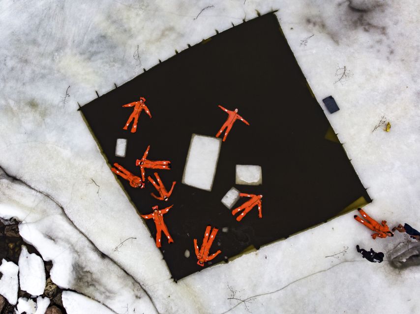 Helsinki: Floating Experience in a Survival Suit - Where you meet and what changes with wind or ice