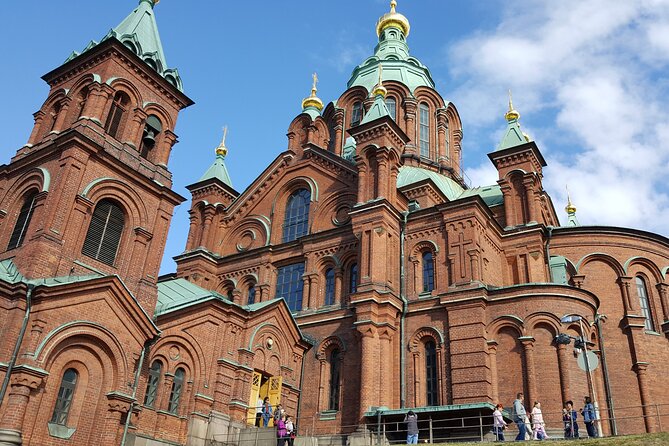 Helsinki Highlights: walking tour with local guide - Uspenski Cathedral: the Orthodox landmark that anchors the walk