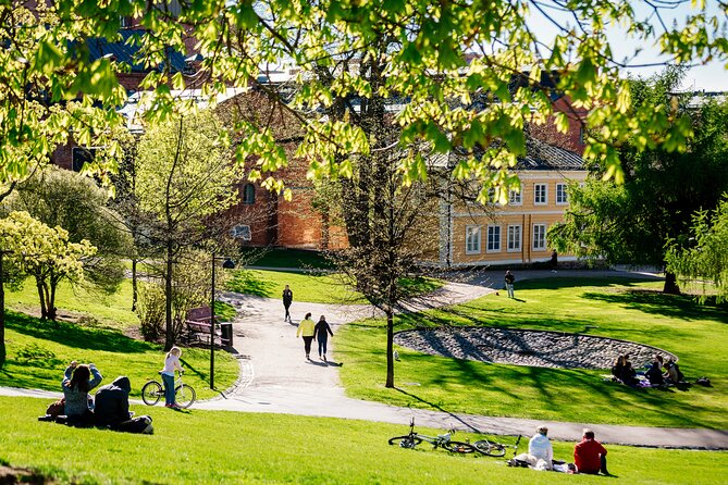 Helsinki private tour with a city planner - Uspenski Cathedral: adding a different architectural mood