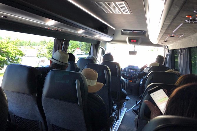 Helsinki Sightseeing Tour With Professional Local Guide - Start at 9:30, end at Senate Square, and let the guide handle the flow