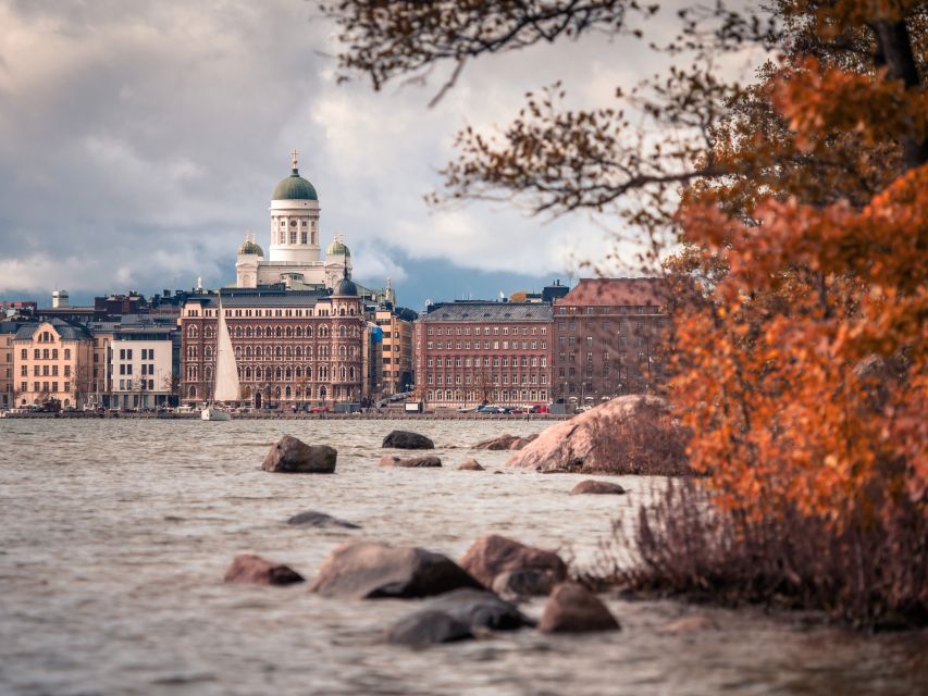 Helsinki: Small-Group Walking Tour with City Planner Guide - A city planner guide turns Helsinki landmarks into a map you can keep
