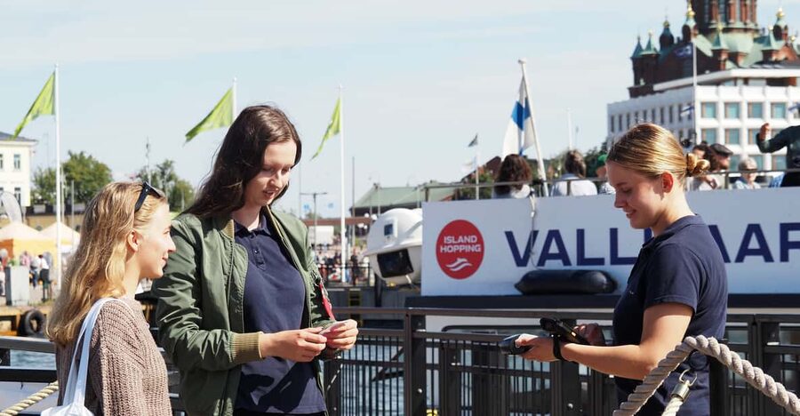 Helsinki: Vallisaari Fortress Island Ferry Ticket - Getting to Keisariluodonlaituri-pier from Market Square