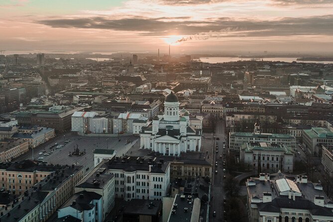 Helsinki Walking Tour at Helsinki Architecture - Central Railway Station and the Big Star: Oodi Library