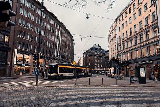 Helsinki Walking Tour at Helsinki Architecture - Theatre, Kiasma, Pohjola, and Ateneum: The Culture Corridor
