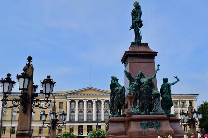 Helsinki Walking Tour at Helsinki Architecture - Senate Square and Helsinki Cathedral: The City Starts Here