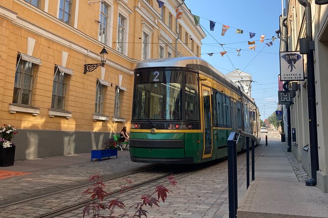 Helsinki Walking Tour - Small Group - The Orthodox cathedral in Lutheran Helsinki: a smart surprise stop