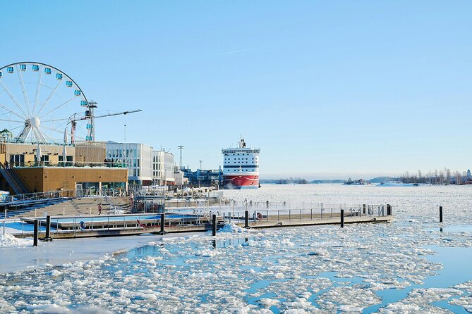 Helsinki Walking Tour with a Sociologist - From Fazer Cafe to Kluuvikatu, starting with a clear plan