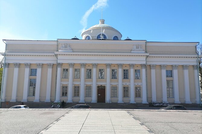 Helsinki Walking Tour with a Sociologist - Finishing at Oodi: ending where city life feels public