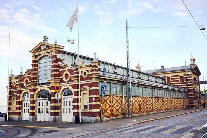 Helsinki Walking Tour with PRIVATE Professional guide - Price and value: what $104.18 buys you in Helsinki
