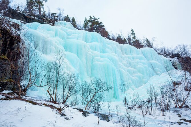Hike to Frozen Waterfalls of Korouoma Including BBQ Lunch from Rovaniemi - Thermal clothing: the secret to enjoying Korouoma instead of surviving it