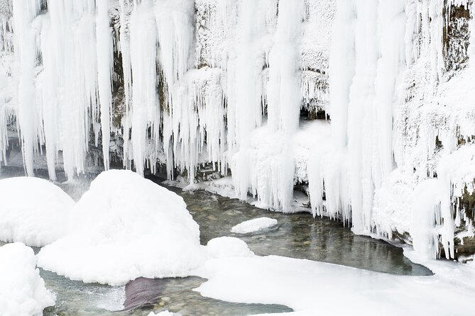 Hike to Frozen Waterfalls of Korouoma Including BBQ Lunch from Rovaniemi - The hike through Korouoma: frozen waterfalls, canyons, and short scenic pauses