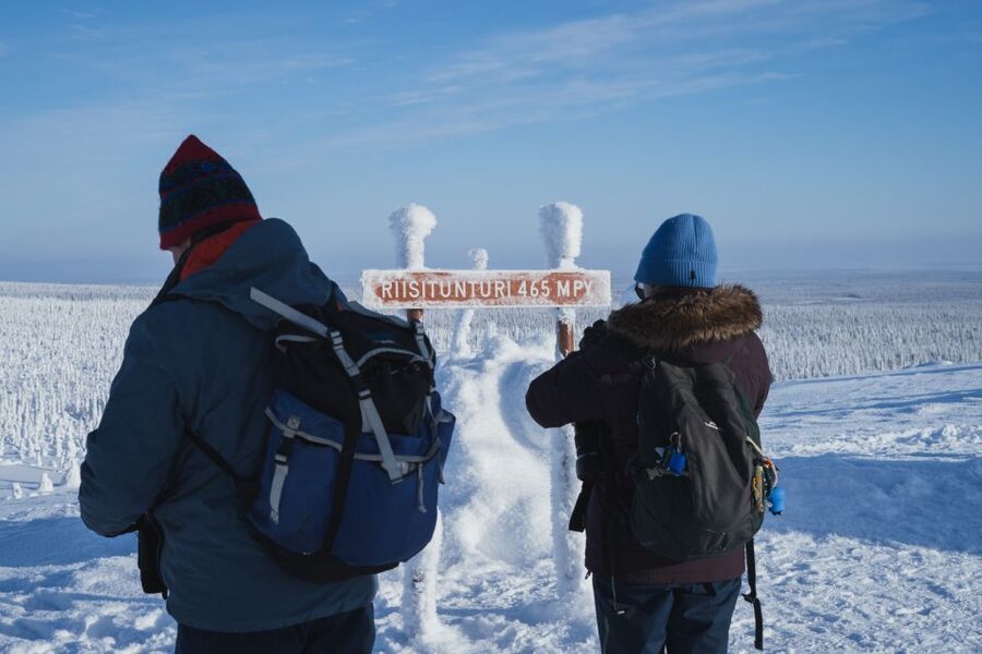 Hiking in Riisitunturi National Park with Photographer - Language support: English and Spanish for guide-led moments