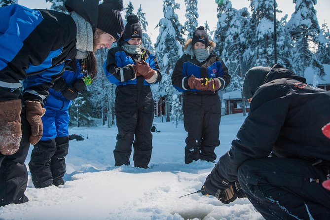 Ice Fishing -By car - Should you book this ice fishing experience with Safartica?