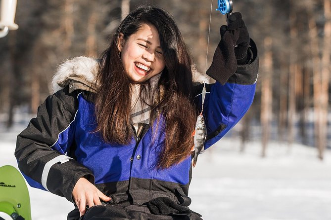 Ice Fishing Tour - Small Groups of Up to 8: Why the Day Feels Personal