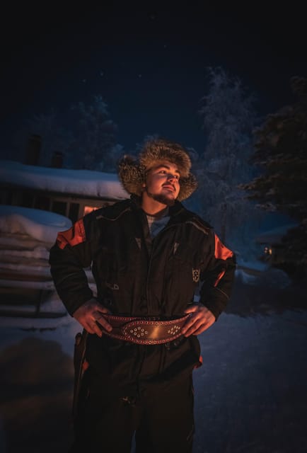 Ivalo: Lake Inari Northern Lights Tour w/ Reindeer & Dinner - Dinner by campfire: local fish or reindeer, with a vegetarian option