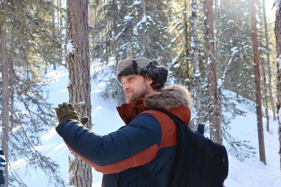 Korouoma Canyon Frozen Waterfalls Hike & Private Teepee BBQ - Private teepee BBQ: the cozy payoff after 5 km of ice hiking