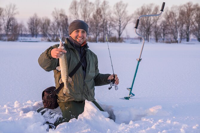 Lapland Ice Fishing Experience from Rovaniemi - How this 4-hour ice fishing day really works