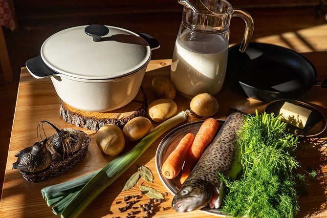 Lappish Cooking Master Class - Inside the cottage: the one-hour program and the small-group advantage
