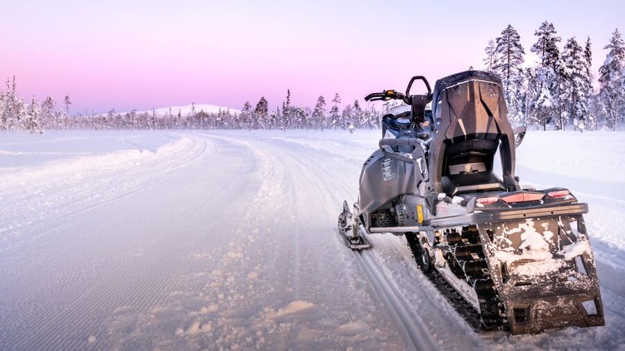Levi: 3 Hour Snowmobile Safari Around Levi with Coffee Break - The Sirkka trail section: snowy forests, open swamps, and strategic photo stops
