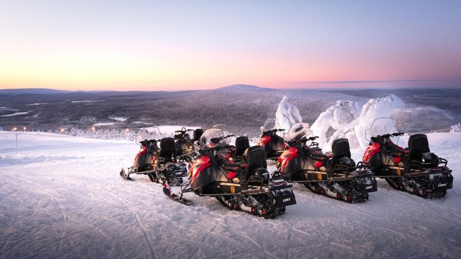 Levi: 4 Hour Snowmobile Safari to the Fells in Levi - Gear check: thermal clothing that actually makes the ride doable