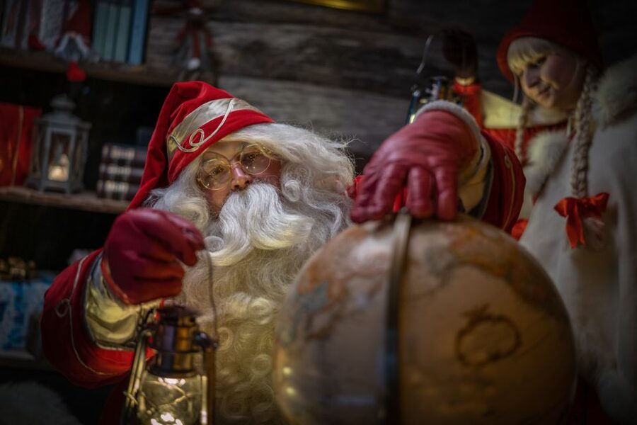 Levi: Day Trip to Santa Claus Village with Lunch - Buffet lunch in Santa Village: included, but judge it like a winter pit stop