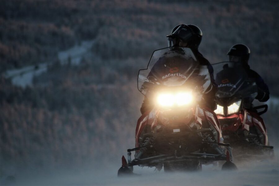 Levi: Evening Snowmobile Safari - Gear: what’s included and what you should still bring