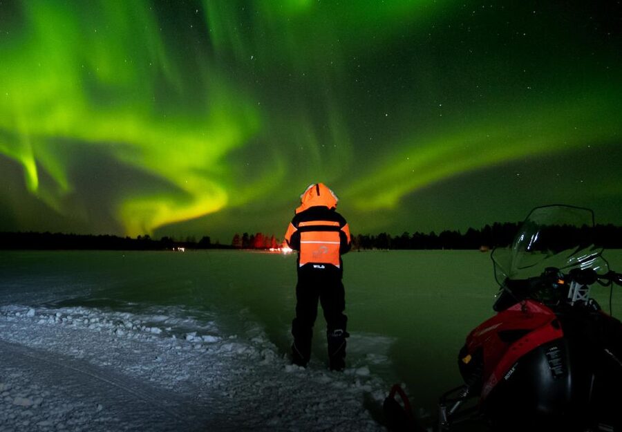 Levi: Northern Lights Snowmobile Tour with Snacks and Drinks - The Snowmobile Ride at Night: What It’s Like Once You’re Moving