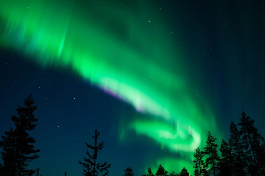 Levi: Northern Lights Tour with Guaranteed Sightings - Photographer-Guide Mode: Seeing, Then Getting Photos