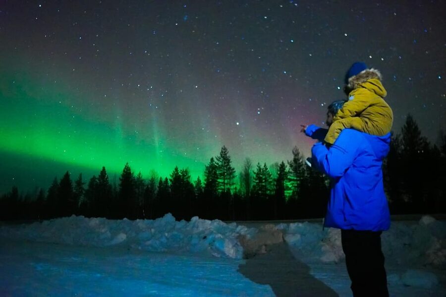 Levi: Northern Lights Tour with Guaranteed Sightings - Levi Pickup to Heated 2025 4x4 Comfort